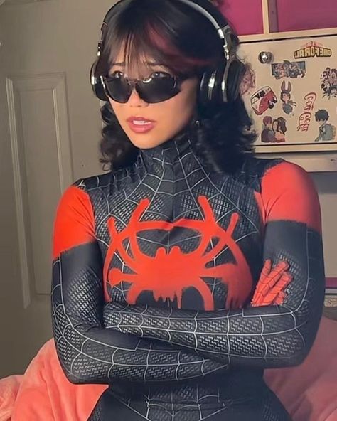 Spider Woman Cosplay, Spider Clothes, Spidergwen Cosplay, Spider Woman Costumes, Spiderman Halloween Costume, Miles Morales Spider, Spider Man Cosplay, Spiderman Girl, Spider People