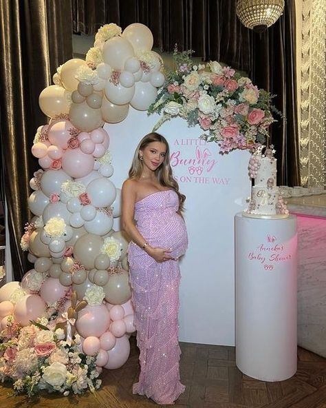 All Posts • Instagram Gender Reveal Outfit For Mom, Islamic Baby Names, Baby Shower Clothes, Luxury Baby Shower, Cute Pregnancy Pictures, Shower Pics, Maternity Photography Poses Pregnancy Pics, Baby Shower Baskets, Baby Shower Photography