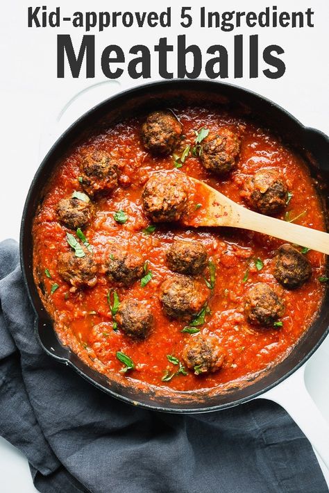 Kid Friendly Meatballs, Kids Meatball Recipe, Ground Beef Meatballs, Dinner Beef, Meatball Recipes Easy, Meatballs Easy, Meatball Ingredients, Snack Craving, Beef Meatballs