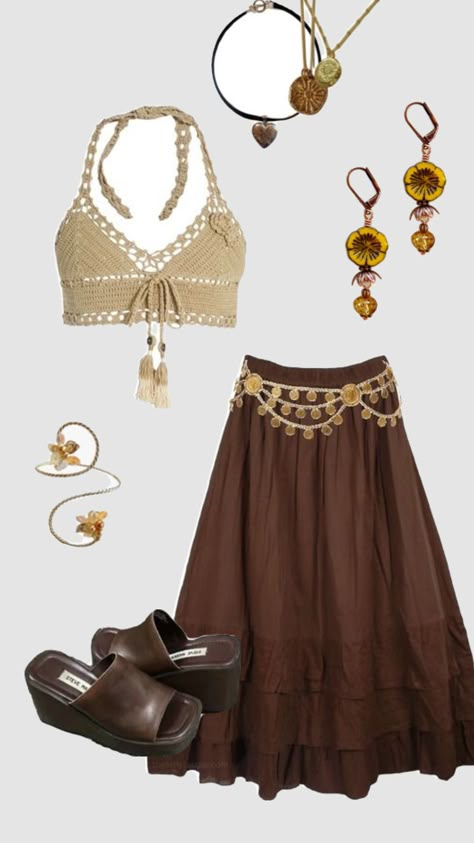 Romani Outfit Aesthetic, Hobo Outfit, Hippy Outfits 70s, Y2k Hippie Outfits, Hippie Outfit Ideas, Hippy Outfits, Modern Hippie Outfits, Hippie Girl Outfits, Hippie Clothes Aesthetic