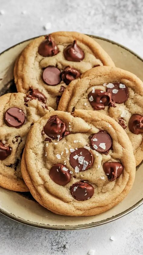 Protein Cookies—An Easy, Healthy Treat Healthy Cookies Breakfast, Baked Protein Cookies, Snacks To Make With Protein Powder, Protein Keto Cookies, Homemade Protein Desserts, Diy Protein Cookies, Healthy Cookie Ideas, Greek Yogurt Protein Cookies, Whey Protein Cookie Recipe