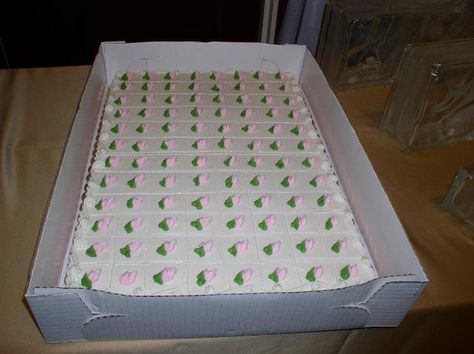 Green Sheet Cake, Wedding Cakes Pink, Wedding Sheet Cakes, Cakes Pink, Cake Squares, Sheet Cake Designs, Birthday Sheet Cakes, Crazy Wedding, Green Sheets