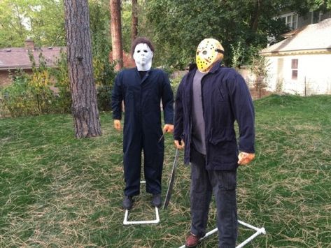 Holidays from Hell — Michael Myers and Jason lawn decorations. PVC pipe... Michael Myers Decorations Outdoor, Diy Jason Voorhees Prop, Diy Michael Myers Prop, Diy Jason Costume, Michael Myers Halloween Decorations, Diy Halloween Animatronics, Halloween Lawn Decorations, Blood Candles, Michael Myers And Jason