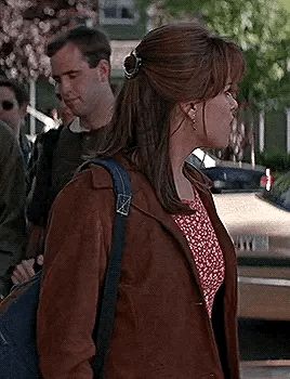 Sidney Prescott Fanart, Sidney Prescott Gif, Sidney Prescott Outfit, Scream Trilogy, Sidney Scream, Scream Outfits, Scream Movies, Sidney Prescott, Scream 1996