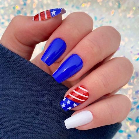 Patriotic Nails 2024: Trending Red, White & Blue Designs | Elegant & Easy Fall Almond Nails, Patriotic Nails Design, Firework Nails, Flag Nails, Patriotic Nails, Usa Nails, Fourth Of July Nails, October Nails, Pink Gel