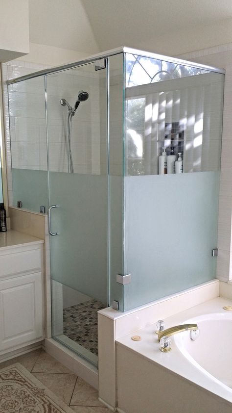 Half Frosted Shower Glass Door Ideas, Etched Glass Shower Doors, Frosted Shower Doors, Frosted Glass Shower Door, Bathroom Elements, Shower Privacy, Master Remodel, Glass Cabin, House Ceiling