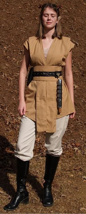 Jedi Tunic Pattern, Jedi Costume Female, Twilek Cosplay, Female Jedi Costume, Jedi Costume Diy, Zabrak Jedi, Jedi Clothes, Jedi Clothing, Jedi Tunic