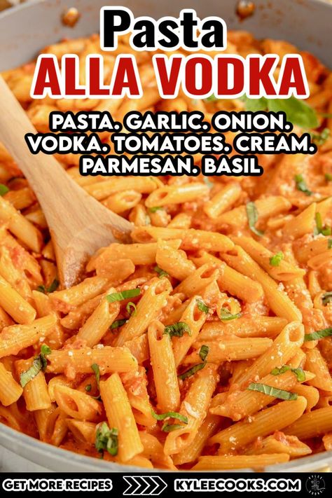 This Pasta alla Vodka recipe is the perfect blend of creamy, tangy, and savory. With just a few simple ingredients, you can create a restaurant-quality dish at home. It’s quick to prepare and sure to impress! Pasta A La Vodka Recipes, Best Vodka Pasta Recipe, A La Vodka Sauce Recipes, Ala Vodka Sauce Recipes, Vodka Pasta Without Vodka, Pasta A La Vodka Chicken, Vodka Cream Sauce Pasta, Tiktok Vodka Pasta, Vodka Pasta With Meat