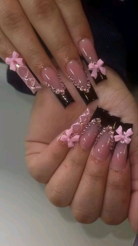 Acyrilics Nails Ideas, Latina Baddie, Dark Pink Nails, Simple Family Meals, Girly Acrylic, Hello Nails, Hippie Nails, Square Nail Designs, Diy Acrylic Nails