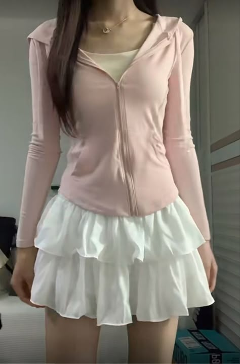 Coquette Core Outfits, Coquette Fall Outfits, Angel Core Outfit, Pink Coquette Outfit, Hyper Feminine Outfits, Outfits Coquette, Coquette Outfits, Coquette Outfit, Coquette Style