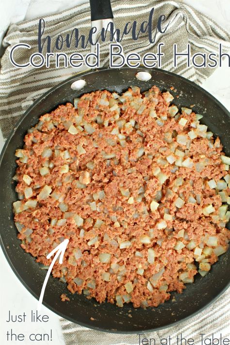 Corn Beef Hash, Hash Recipes, Beef Hash Recipe, Cooking Red Potatoes, Corned Beef Hash Recipe, Brunch Casseroles, Homemade Corned Beef, Canned Corned Beef, Cooking Corned Beef