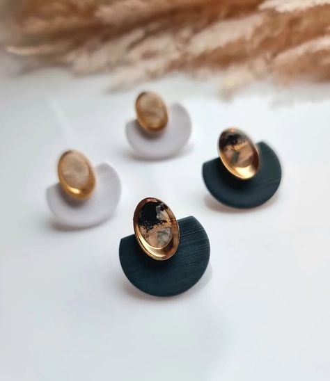 Ceramic Jewerly, Resin Studs, Fimo Jewelry, Diy Earrings Polymer Clay, Handmade Clay Jewelry, Mixed Media Jewelry, Polymer Clay Jewelry Diy, Clay Jewellery, Diy Resin Art