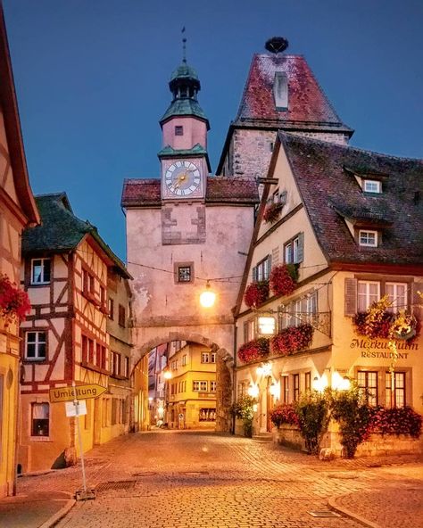 VICTORIA on Instagram: “Blue hour lights 💡 in Rothenburg ob der Tauber . . . . . . #topgermanyphoto #lifeofgermany #ig_europa #europe_vacations  #kings_alltags…” Kitzingen Germany, Medieval Germany, Rothenburg Germany, Rothenburg Ob Der Tauber, German Village, Sea House, Medieval Town, Beautiful Villages, Beautiful Places To Visit