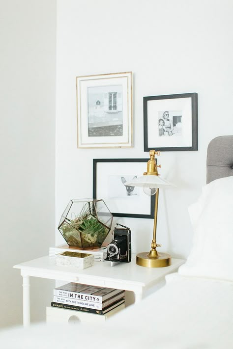 Transform your bedroom into a stylish sanctuary with our inspiring nightstand decorating ideas. At Hello Lovely Living, we believe that even the smallest details can make a big impact. Discover creative ways to elevate your nightstands with our curated collection of decor tips and tricks. Nightstand Decor Boho, Nighstand Decor, Boho Bedside Table, Office Tour, Nightstand Decor, Serene Bedroom, Home Decor Hacks, Boho Deco, The Everygirl