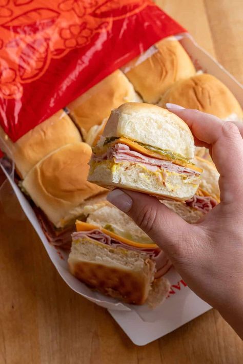 Hawaiian Rolls Ham and Cheese Sliders Sandwiches Using Hawaiian Rolls, Cold Ham And Cheese Sliders, Mini Sandwiches Hawaiian Rolls, Ham And Turkey Sliders Kings Hawaiian, Hawaiian Roll Sandwiches Cold, Cold Slider Sandwiches, Hawaiian Roll Sliders Cold, Cold Sliders, Hawaiian Bread Sandwiches