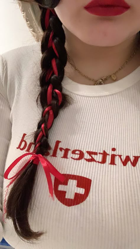 Red Ribbon Braids, Ribbons In Hair Braid, Ribbons Braided Into Hair, Guts Tour Nail Ideas, Doja Outfit, Guts Tour Hair Ideas, Hairstyles With Ribbon Braided, Red Ribbon Hairstyles, Red Ribbon In Hair