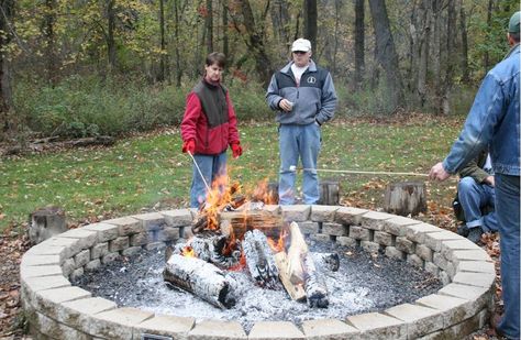 the granddaddy of fire pits. Need very long roasting sticks for this baby. Bonfire Pits, Affordable Backyard Ideas, Large Backyard Landscaping, Fire Pit Ideas, Large Fire Pit, Fire Pit Ring, Concrete Fire Pits, Big Backyard, Fire Ring