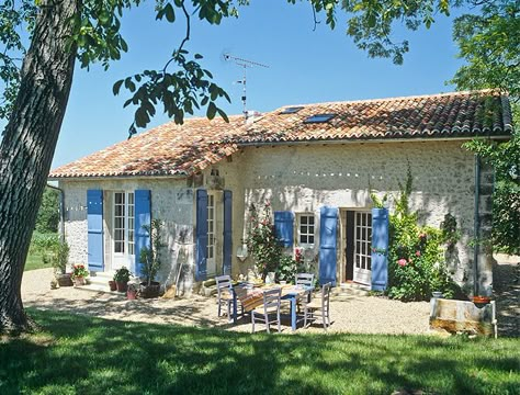 Vacation Home Rentals | Short Term House Rentals | 18th-Century Farmhouse Provence House, Blue Shutters, Houses In France, Beach House Rental, Casa Exterior, French Cottage, Vacation Home Rentals, Angkor Wat, French Country House