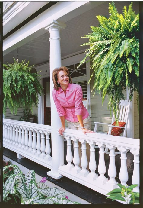 Five Great Ferns Lanai Makeover, Porch Ferns, Macho Fern, Garden Ferns, Capira, Hanging Ferns, Gardening Indoors, Porch Plants, Boston Fern