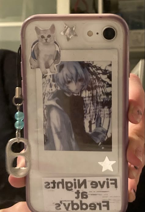 Rei Ayanami Phone Case, Grunge Cases Phones, Phone Cases Aesthetic Grunge, Evangelion Phone Case, Phone Decoration Ideas, Grunge Phone Case, Phone Cases Ideas, Phonecase Ideas, Phone Case Ideas