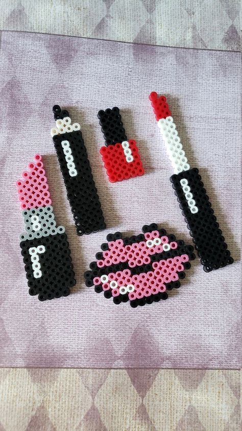 Perler Bead Designs, Hamma Beads Ideas, Easy Perler Bead Patterns, Melty Bead Patterns, Pearl Beads Pattern, Easy Perler Beads Ideas, Fuse Bead Patterns, Hama Beads Design, Beaded Art