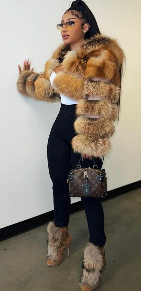 Dark Glamour Aesthetic Outfit, Rich Street Style, Plus Size Baddie Outfits Dinner, Winter Cute Outfits Black Women, Winter Outfits For Birthday Party, Fur Coat Party Outfit, 27th Birthday Outfits Black Women, Lounge Date Outfit Night, Boots And Trench Coat Outfit