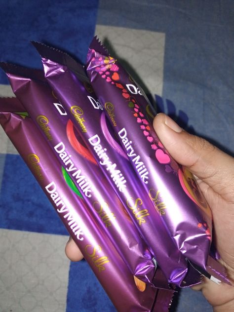 Cheap Party Food, Cute Messages For Him, Daaru Party Pic, Dairy Milk Silk, Cadbury Dairy Milk Chocolate, Birthday Bestie, Happy Birthday To Me Quotes, Silk Chocolate, Party Pic