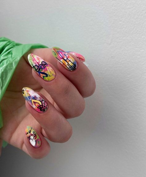 Graffiti Nail Art, Nail Korean, Kids Braids Hairstyles, Graffiti Nails, Korean Vibes, Wow Nails, Kids Braids, Gel Mani, Edgy Nails