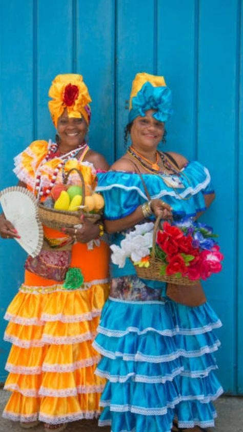 Cuban Traditional Dress, Cuban Clothing, Cuba Dance, Cuban Dress, Cuban Outfit, Earth 1610, Colombia Culture, Havana Nights Party, Reference Clothing