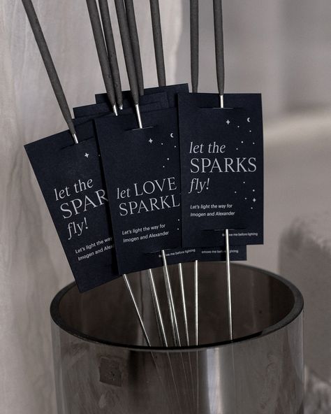 Wedding Guest Gift Ideas, Sparkler Tags, Light Up Party, Drink Topper, Sparkle Party, Wedding Planning Decor, Boda Mexicana, Wedding Sparklers, Wedding Activities