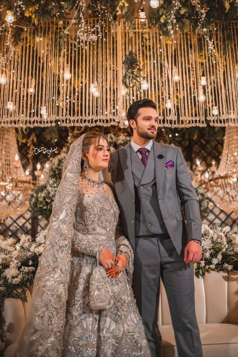 Valima Couple Dress, Walima Couple Dressing Pakistani, Walima Suit For Groom, Walima Dresses Pakistani Bride And Groom, Walima Couple Dressing, Walima Dresses Pakistani Brides, Nikah Mubarak, Walima Look, Walima Dresses