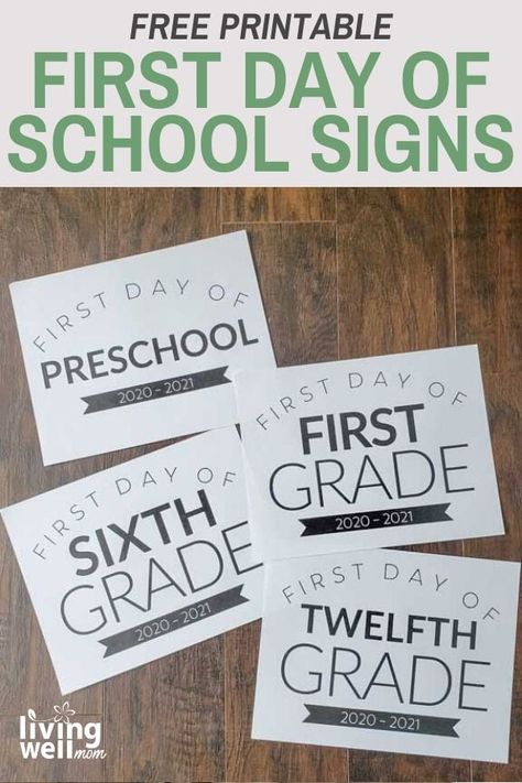 Pinterest Description: I'm sure we've all been looking forward to capturing this moment. First day of school signs for the 2020-2021 school year has taken on a whole new meaning. Grab your free printables! Back To School Sign Ideas, School Sign Ideas, First Day School Sign, Free School Printables, First Day Of School Signs, First Day Of School Pictures, School Preparation, First Day Of School Sign, First Day School