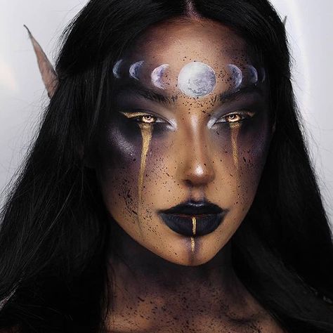 Halloween Makeup Ideas 2020 (@halloweenmakeup2020) • Instagram photos and videos Demon Makeup, Creepy Makeup, Dark Makeup Looks, Horror Make-up, Witch Makeup, Creepy Halloween Makeup, Amazing Halloween Makeup, Halloween Makeup Tutorial, Halloween Makeup Inspiration