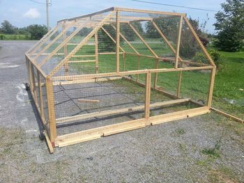 12x10 Turkey Tractor Turkey Tractor Ideas, Turkey And Chicken Coop, Turkey Coop Ideas Buildings, Turkey Farming Ideas, Turkey Tractor, Turkey Raising, Turkey Farming, Chicken Run Ideas Diy, Farming Animals