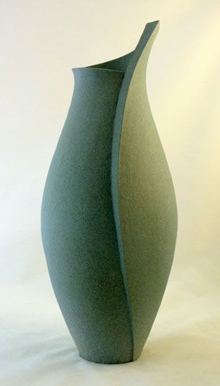 Kay Stratford - Swirl 1, Coiled Stoneware, 760mm high Kay Stratford, Ceramic Vessels Ideas, Easy Clay Sculptures, Ceramic Sculpture Figurative, Pottery Design, Ceramic Vessels, Contemporary Pottery, Organic Ceramics, Pottery Handbuilding