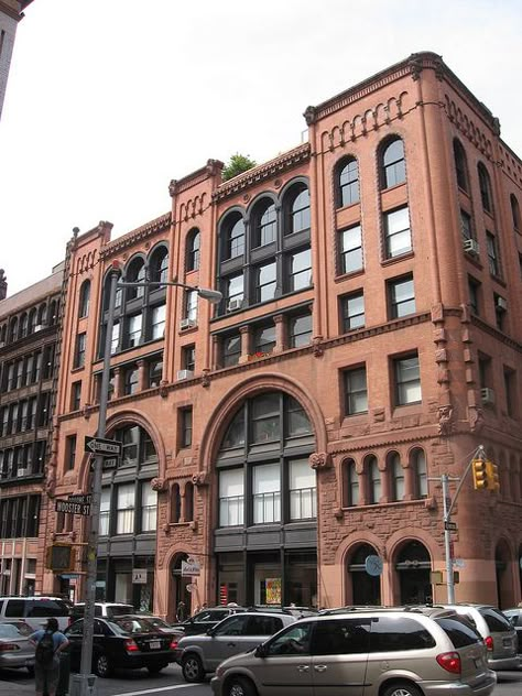 Loft Building, Urban Industrial Decor, Commercial And Office Architecture, Industrial Architecture, Brick Architecture, Urban Loft, Brick Facade, Classic Architecture, Brick Building