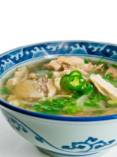 Pho Ga by Marc Matsumoto, norecipes: Poach the chicken for tender, moist chicken and great broth and cook the noodles in the broth at the end to keep them al dente! #Soup #Noodles #Pho #Chicken Pho Ga Recipe, Pho Chicken, Pho Ga, Vietnamese Chicken, Asian Soups, Pho Recipe, Soup Noodles, Vietnamese Dishes, Pho Soup