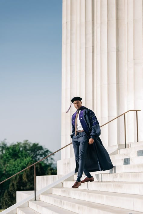 Georgetown Graduation, Graduation Photography Men, Male Graduation Pictures, Graduation Shoot Ideas, Graduation Pic Ideas, Cap And Gown Pictures, Dc Photography, Masters Graduation, College Graduation Pictures Poses