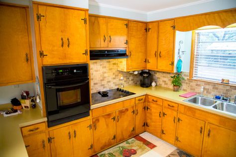 Original Wood Kitchen Cabinets, 1970s Oak Kitchen Cabinets, Diy Old Cabinets, How To Redo Old Kitchen Cabinets, Restore Old Kitchen Cabinets, How To Update 70s Kitchen Cabinets, How To Update Old Cabinets, Routed Kitchen Cabinet Doors, How To Paint Wooden Kitchen Cabinets