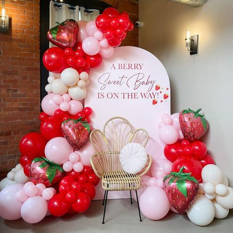 Berry Sweet Themed Baby Shower Ideas – Cuddle Palette Strawberry Balloon Arch, Light Pink Balloons, Strawberry Party Decorations, Bunny Baby Shower Theme, Spring Baby Shower Themes, Summer Baby Shower Themes, Dinosaur Baby Shower Theme, Butterfly Baby Shower Theme, Winter Baby Shower Themes