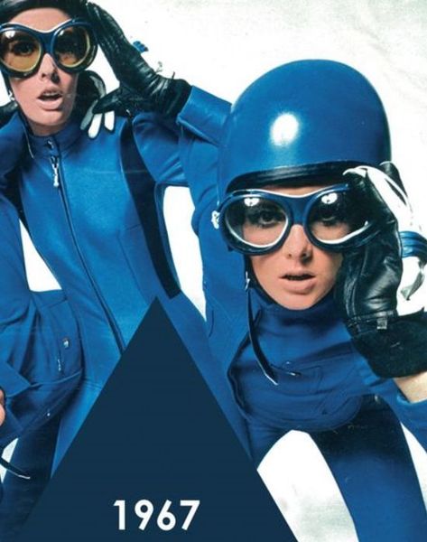 Space Age Aesthetic, Space Age Fashion, Art Fashion Design, Skiing Aesthetic, Atomic Space Age, Ski Bunnies, Space Fashion, Retro Ski, Ski Fashion