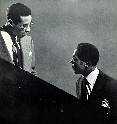 Max Roach and Bud Powell Max Roach, Jazz Artwork, Art Blakey, Music Magic, Free Jazz, Blues Musicians, Jazz Artists, Cool Jazz, R&b Soul