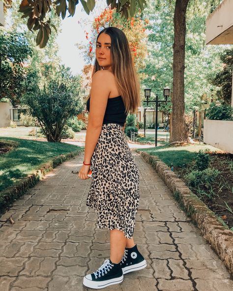 Outfits Con Tenis Converse, Outfit Con Converse, Platform Outfit, Outfit Converse, High Top Converse Outfits, Converse Style Women, Outfit Collage, Outfits With Converse, Sneakers Outfit