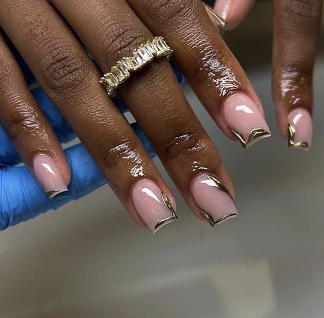 Overlay Design Nails, Pink Metallic Nail Designs, Metallic Short Nails, Acrylic Overlay Nails, Short Winter Nails, Winter Nails Designs, Short Nail Inspo, Overlay Nails, Gold Acrylic Nails