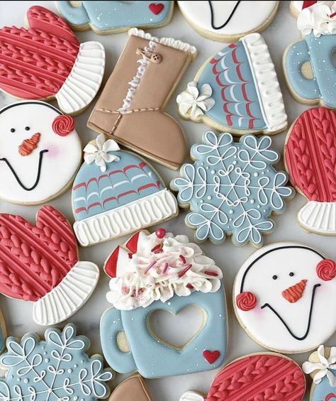 Decorated Winter Cookies, 2024 Cookies Decorated, Winter Cookie Designs, Royal Icing Sugar Cookies Christmas, Custom Christmas Cookies, Nativity Cookies Decorated, Winter Decorated Cookies, Winter Royal Icing Cookies, Winter Cookie Ideas