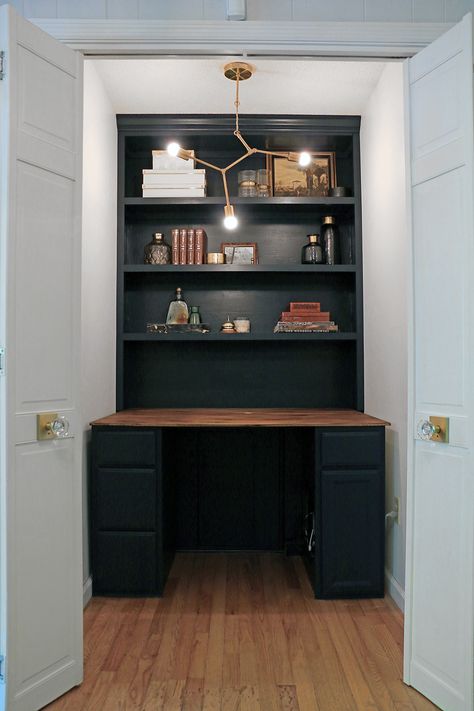 Learn how to turn a closet into a stylish and functional office nook! Complete with built-in shelf hack, and a custom desk | Home Made by Carmona #office #nook #closet #diy Desk Nook In Kitchen, Closet Into Desk Nook, Closet Made Into Desk Area, Closet Turned Office Nook, Closet Turned Into Desk Area, Closet Turned Into Desk Area Mounted, Closet Desk, Tiny Home Office, Desk Nook