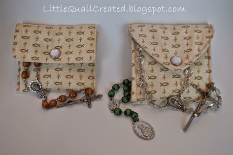 Bible Study Bag, Rosary Pouch, Rosary Case, Pray The Rosary, Selling Ideas, Beaded Pouch, Pouch Diy, Zipper Pouch Tutorial, Pouch Tutorial