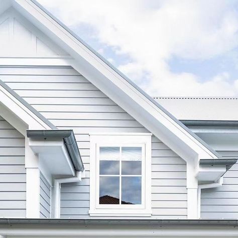 COLORBOND® steel on Instagram: "#Repost @strittdesignandconstruction   A welcoming Christmas entry with festive decor.  The roof is made from #COLORBONDsteel in the colour #Windspray.   House design and construction @strittdesignandconstruction.  #strittdesignandconstruction #freshwaterbeachcoastalhome" Colorbond Roof, Christmas Entry, East Street, Festive Decor, Exterior House Colors, Coastal Homes, The Roof, House Inspo, Festival Decorations