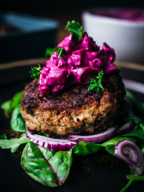 Lamb Patties with Red Beet Salad (Karbonader av lam med rødbetesalat) - North Wild Kitchen Red Beet Salad, Red Beets Salad, Beet Dip, Lamb Patties, Norwegian Recipes, Wild Kitchen, Dark Food, Student Budget, Lamb Burgers