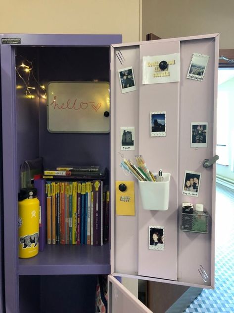 Locker Inspo Aesthetic, Locker Ideas Aesthetic, Aesthetic Locker Decor, Locker Aesthetic, Aesthetic Locker, Cute Locker Ideas, School Cupboard, Locker Decorations Diy, School Locker Organization